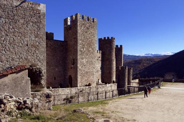 Montemayor del Río Castle