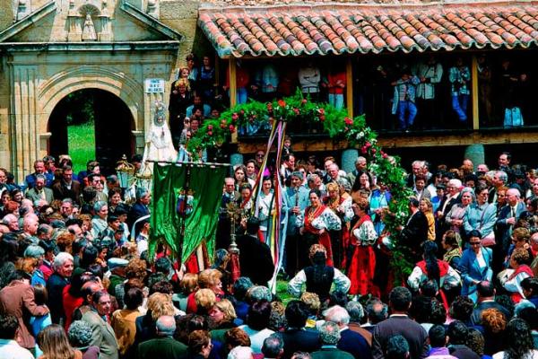 Offertories and romeria pilgrimages