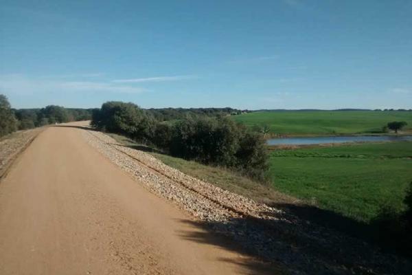 The Camino Natural Vía Verde de la Plata, from Carbajosa de la Sagrada to Alba de Tormes
